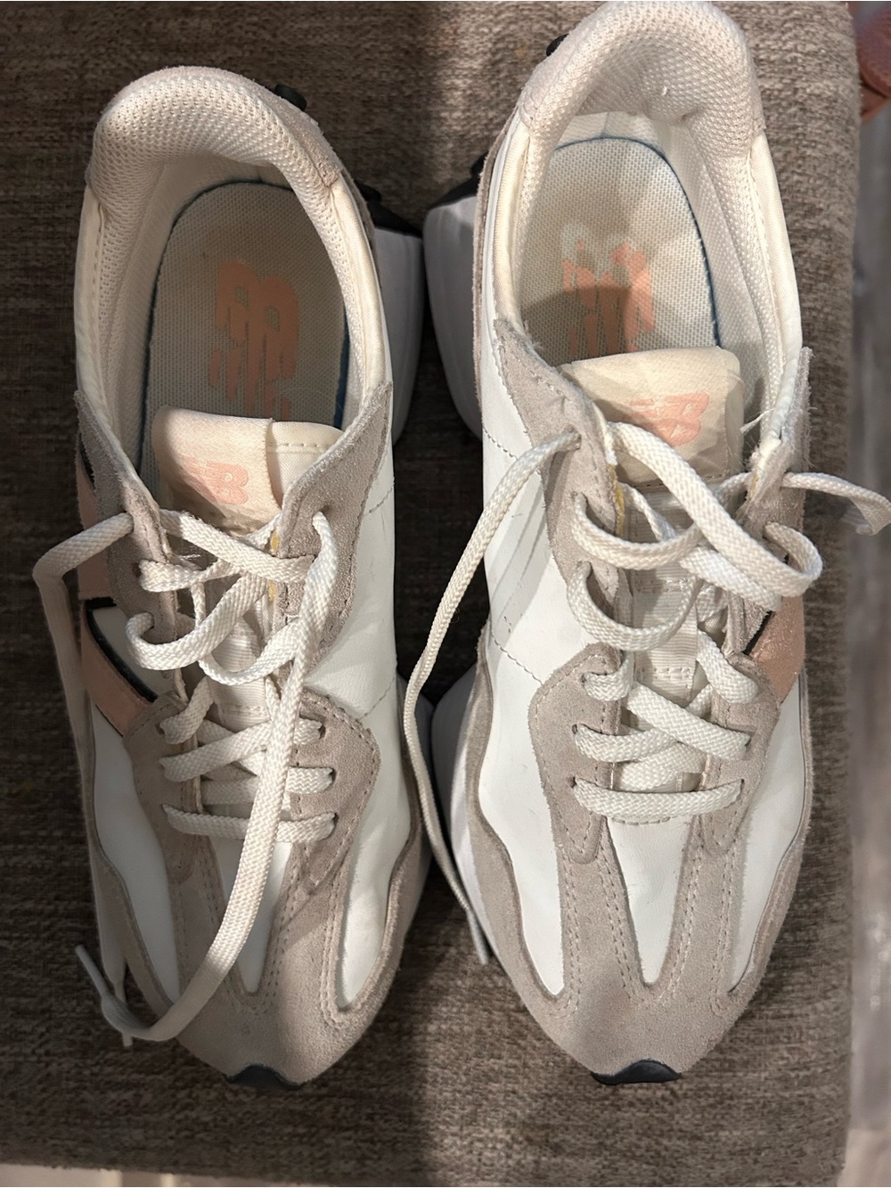 New Balance
327 "White Pink Haze" sneakers